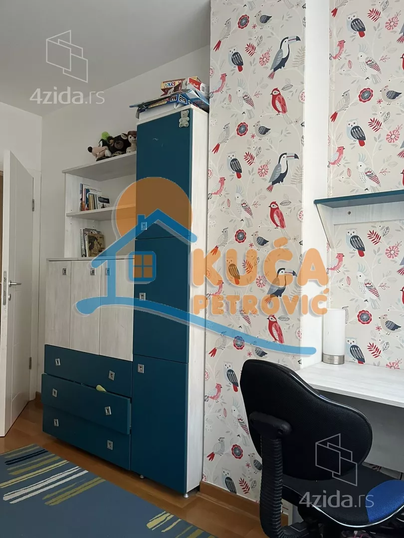 Dvoiposoban stan | 4zida