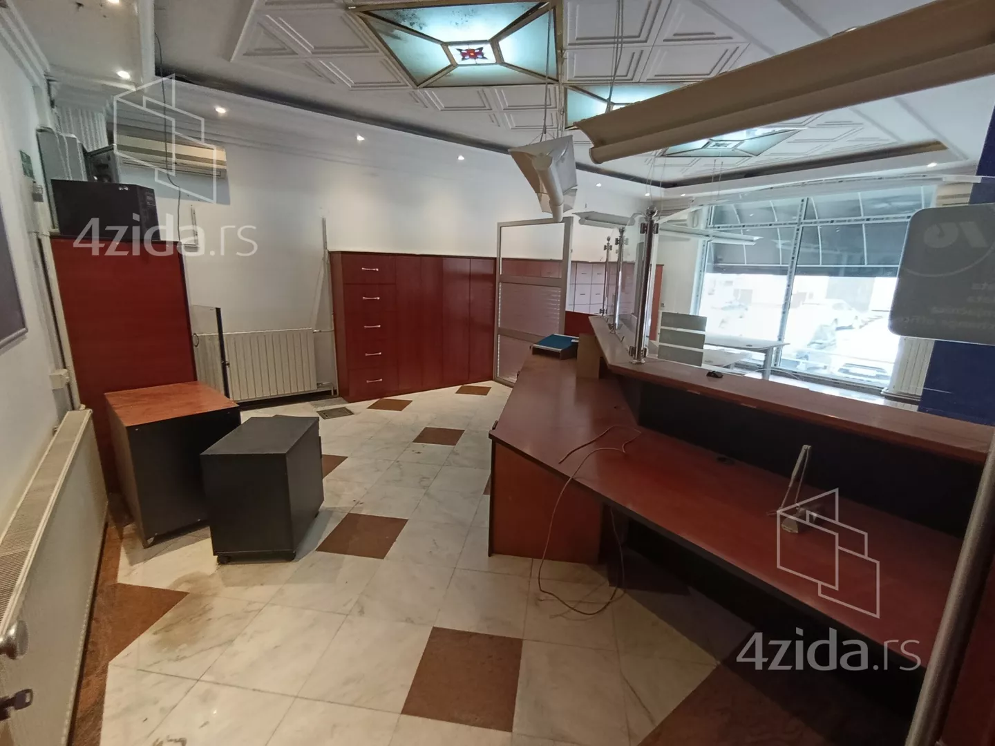 Poslovni prostor | 4zida