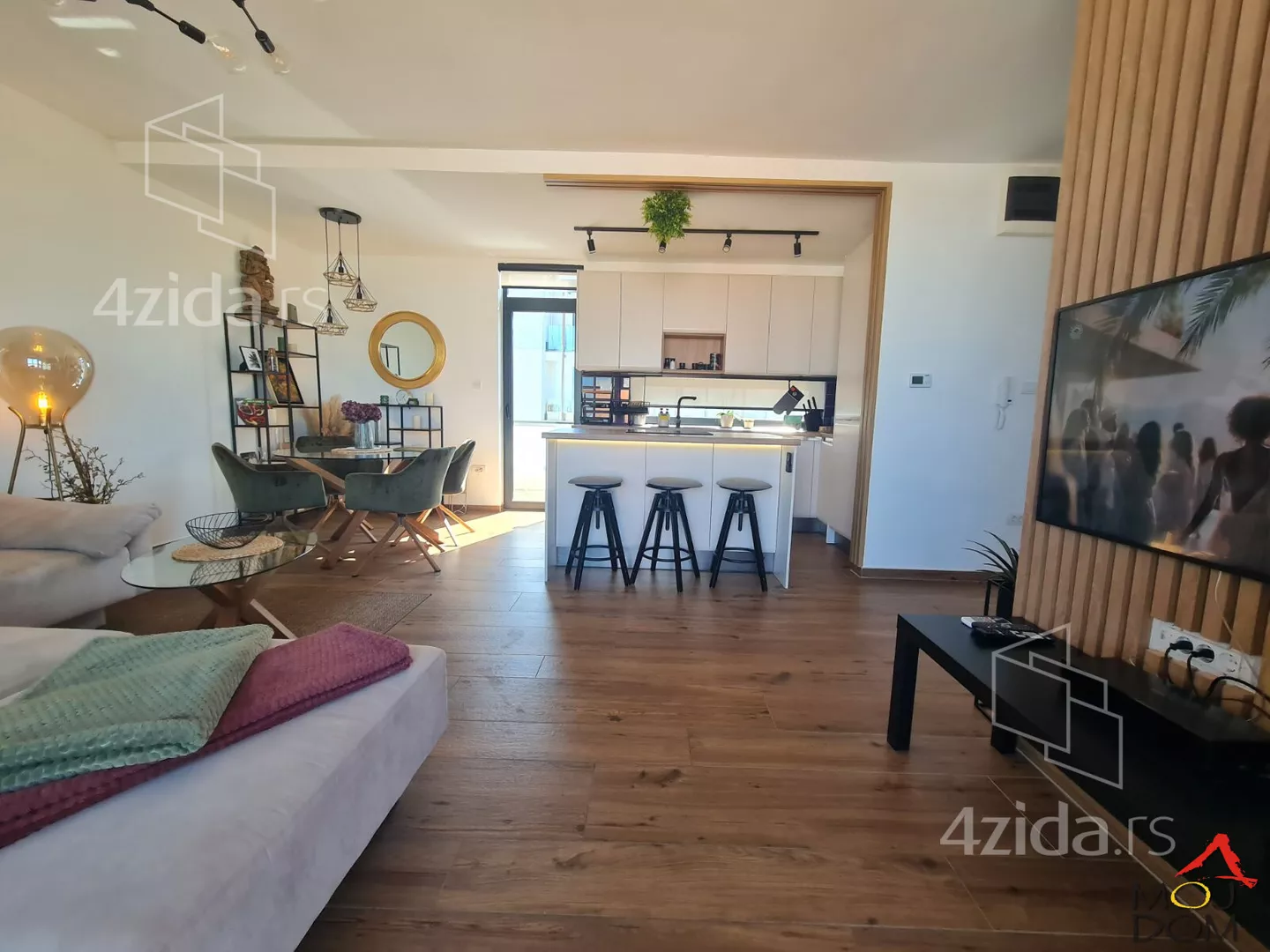 Trosoban stan | 4zida