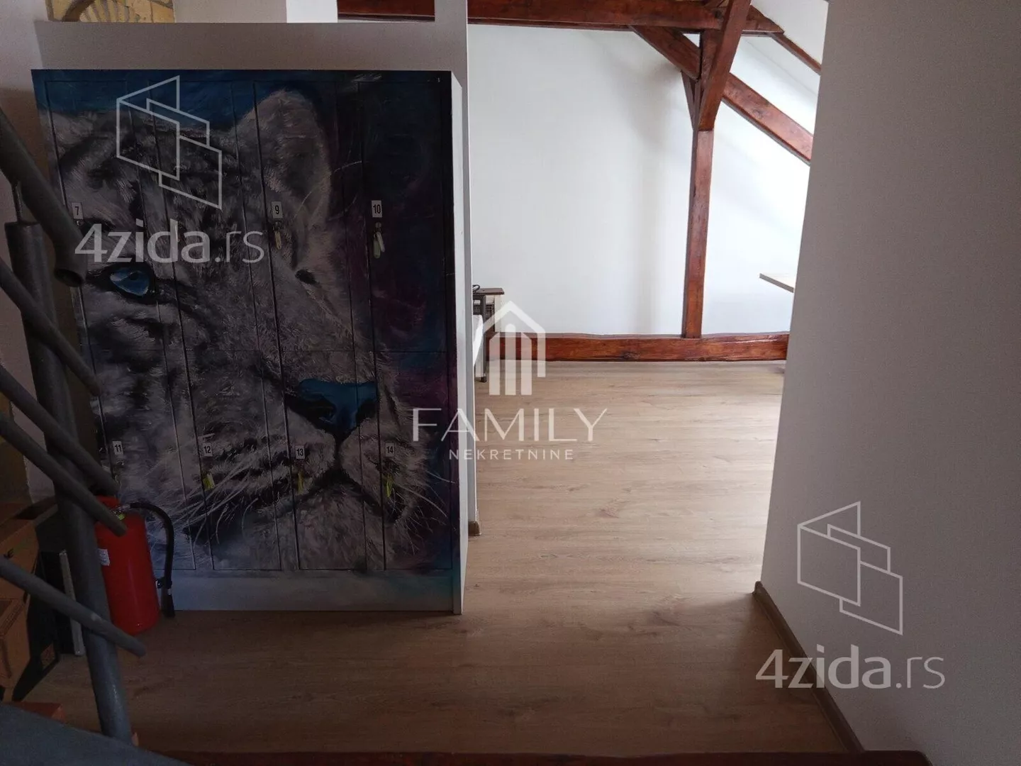 Četvoroiposoban stan | 4zida