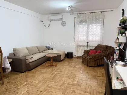 Miljana Miljanića | 4zida.rs