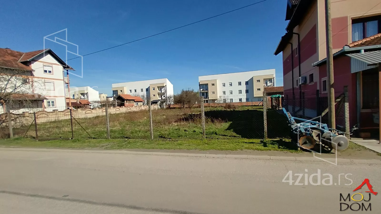 Plac | 4zida
