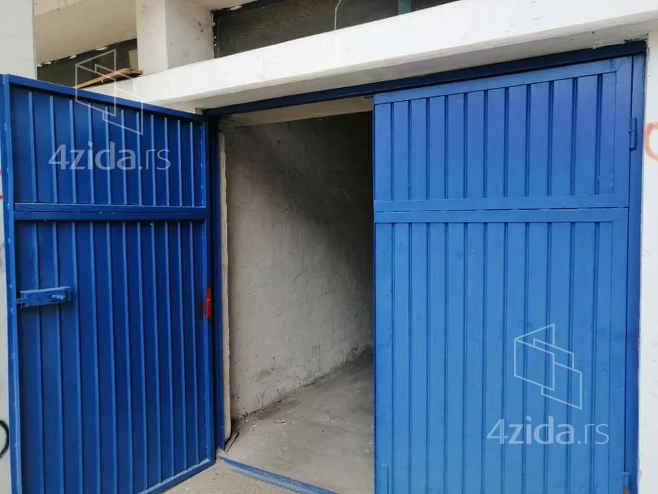 Garaža | 4zida