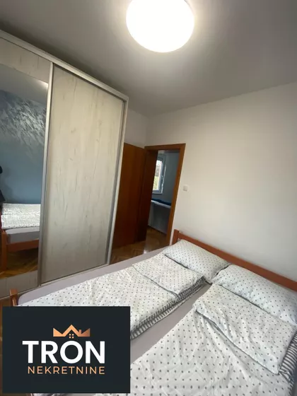 Nemanjina | 4zida.rs