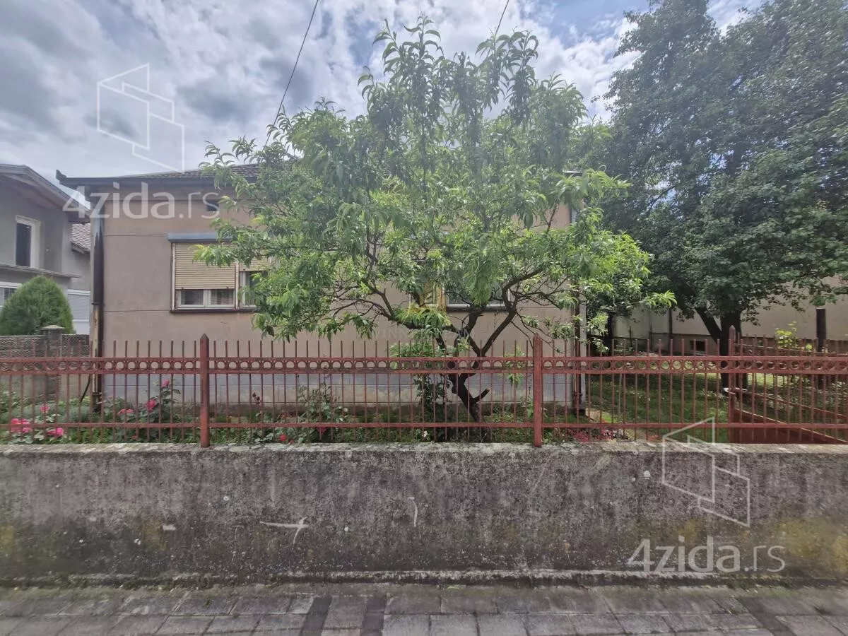 Kuća | 4zida
