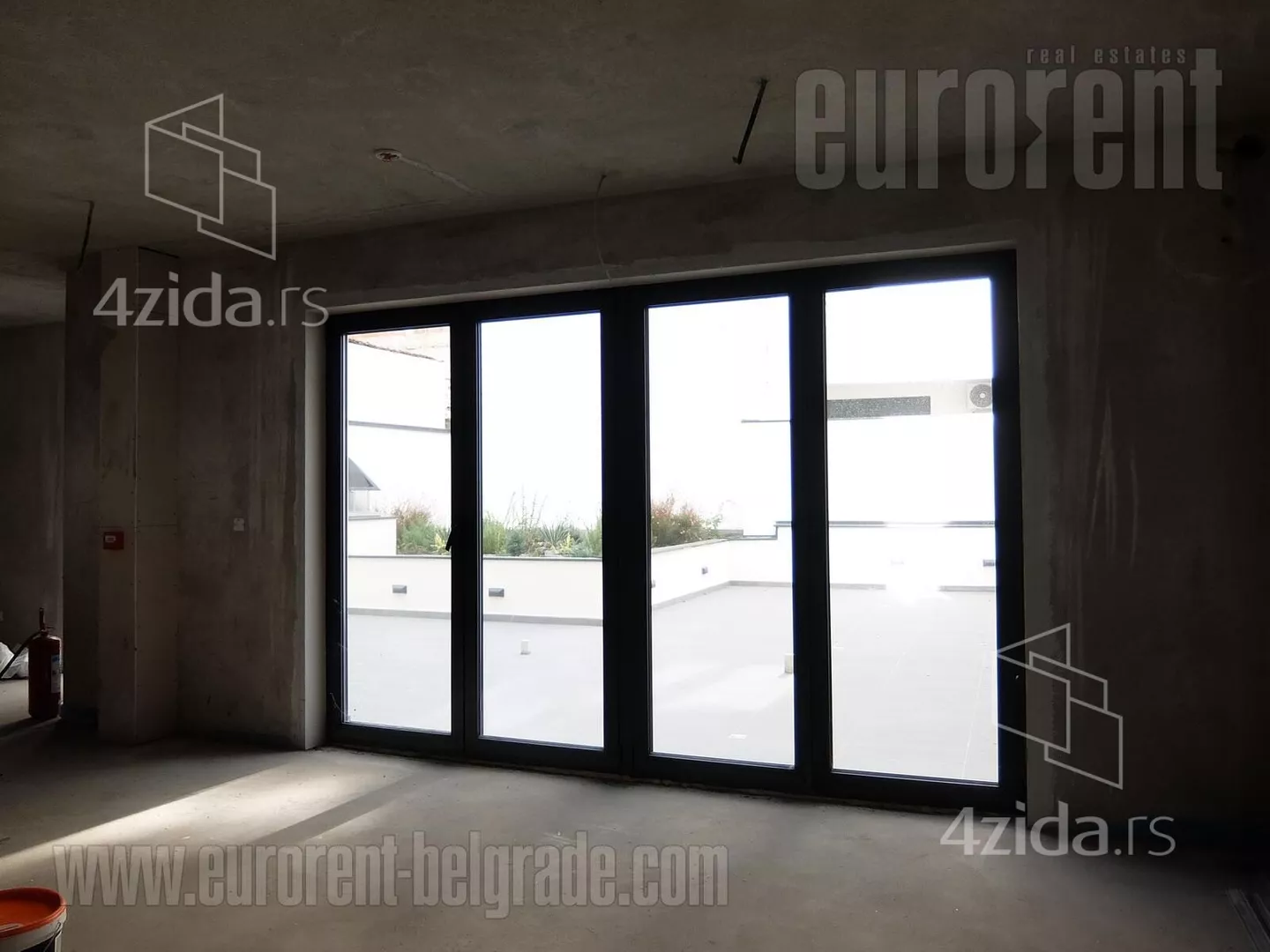 Poslovni prostor | 4zida