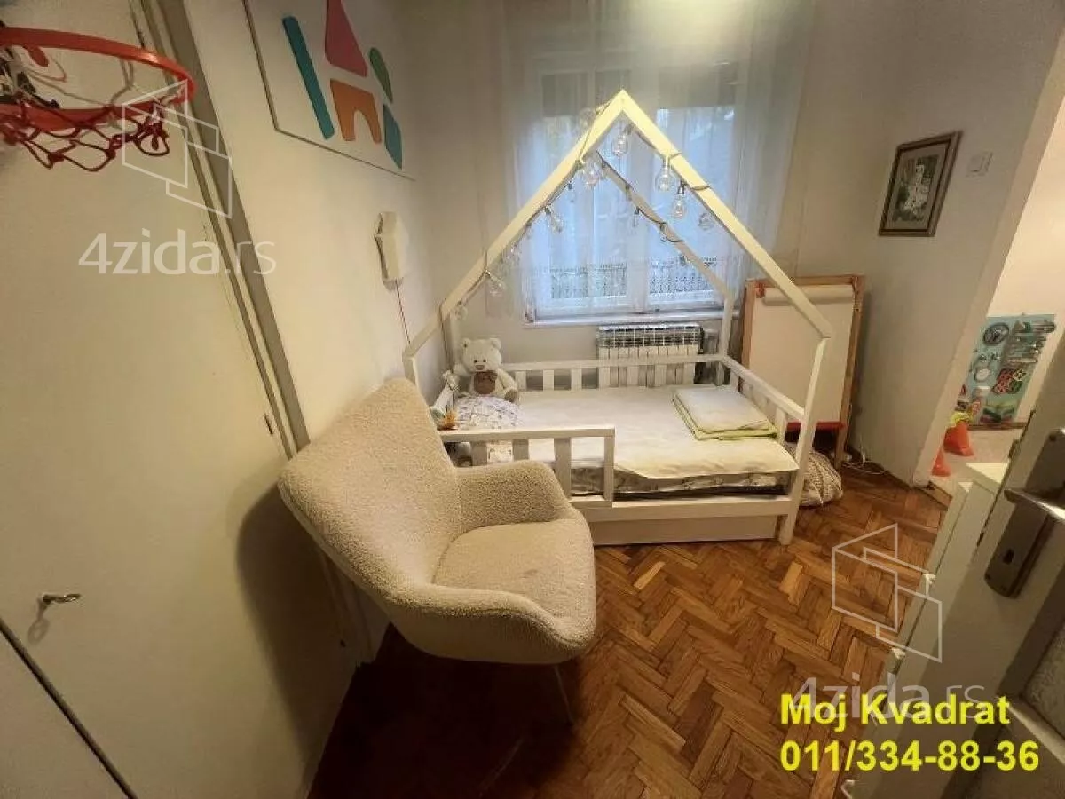 Petosoban stan | 4zida