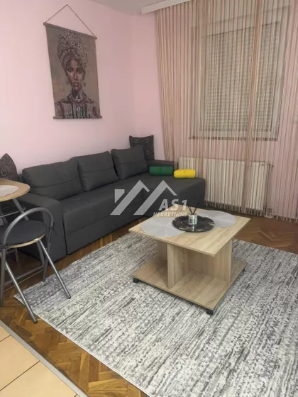 Hadži Ruvimova | 4zida.rs