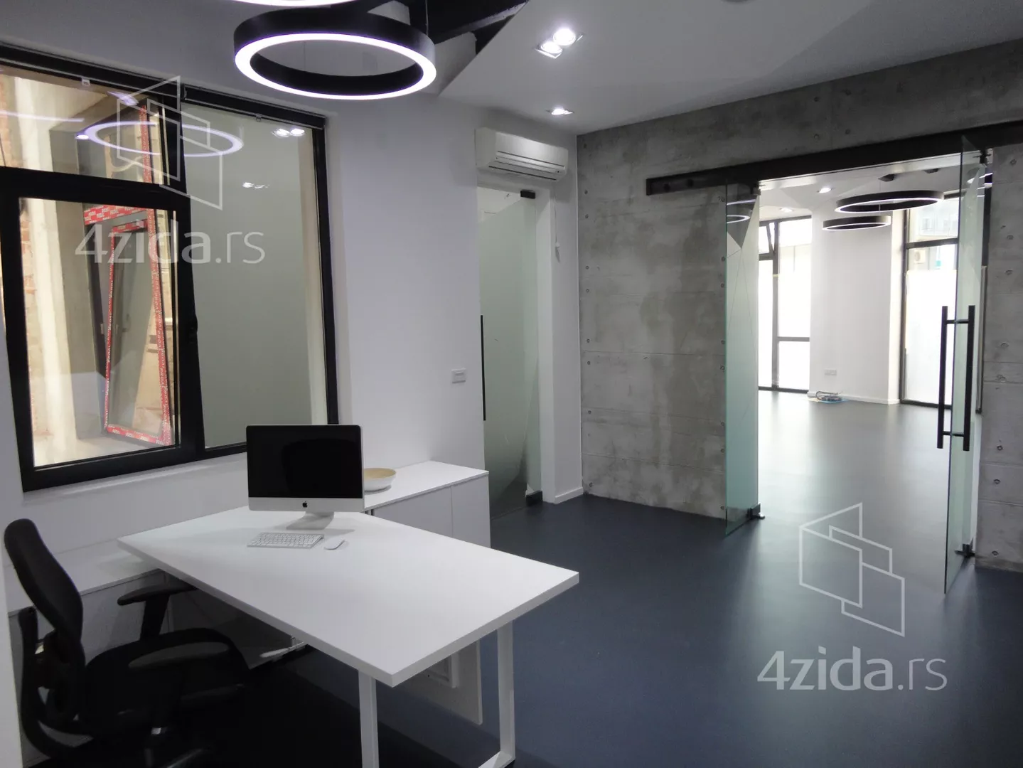 Lokal | 4zida
