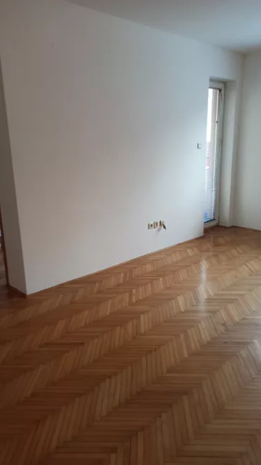 Cara Dušana