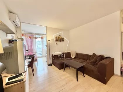 Sava Burića | 4zida.rs