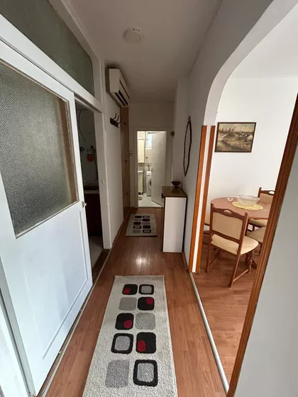 Bulevar Cara Lazara 54 | 4zida.rs