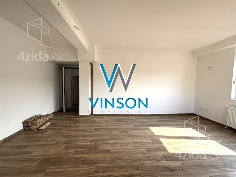 Četvoroiposoban stan | 4zida