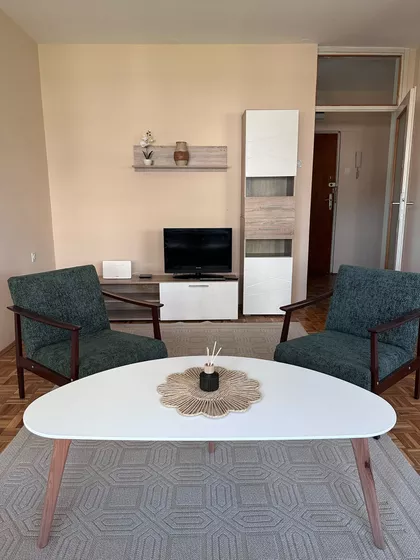 Bulevar Nemanjića 34a | 4zida.rs