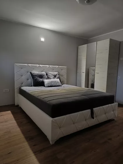 Majšanski Put | 4zida.rs