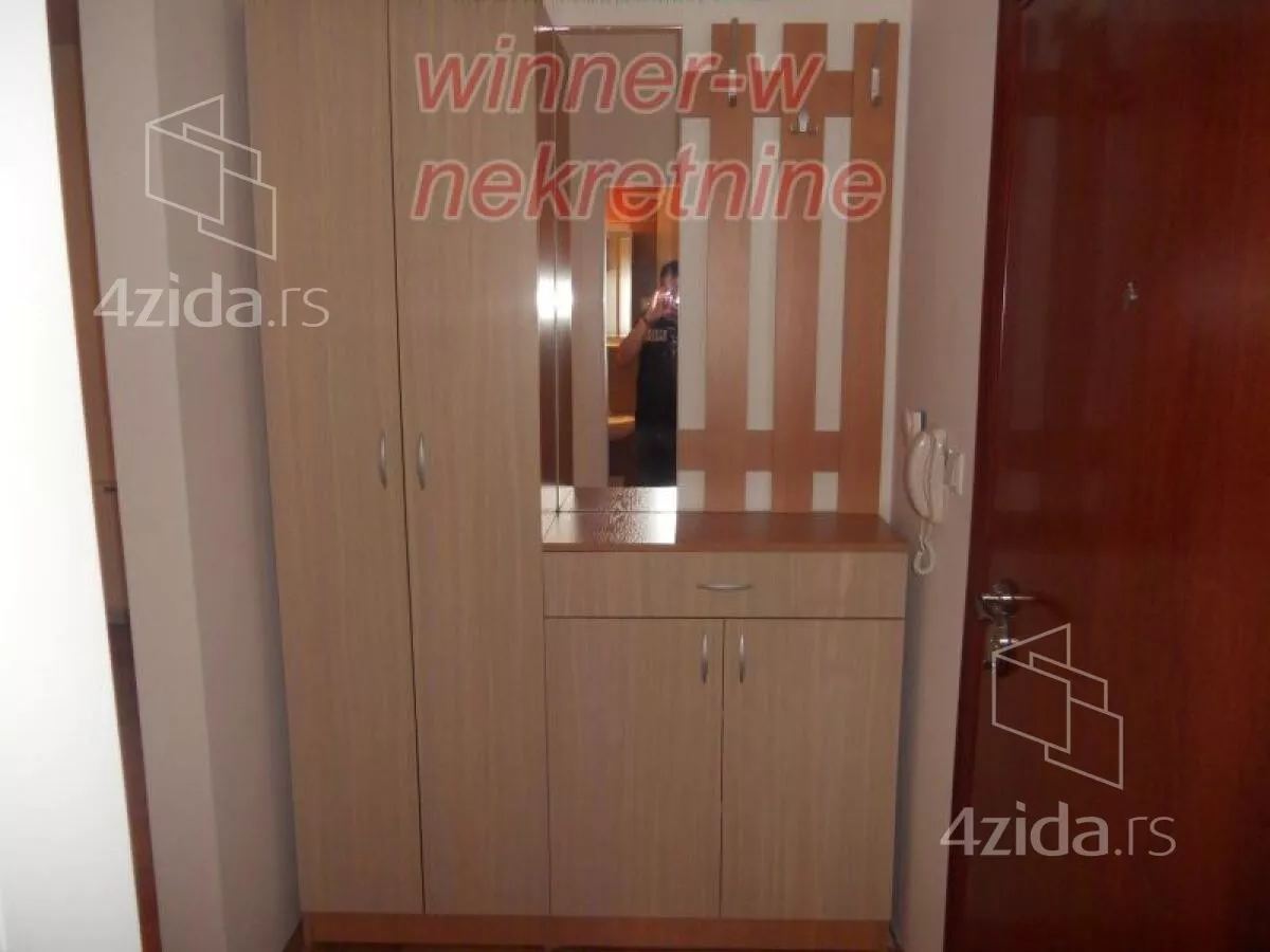 Garsonjera | 4zida