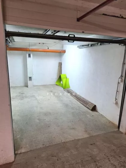 Dom Zdravlja | 4zida.rs