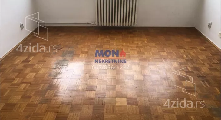 Šestosoban stan | 4zida