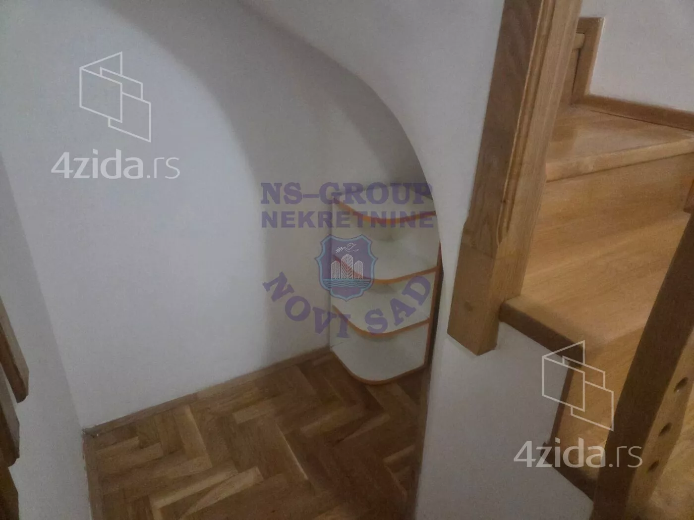 Petosoban stan | 4zida