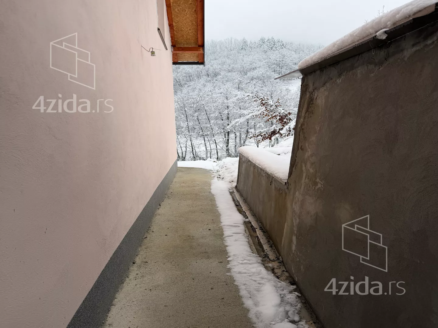 Građevinsko zemljište | 4zida