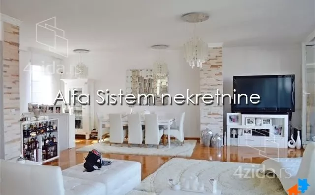 Petosoban stan | 4zida