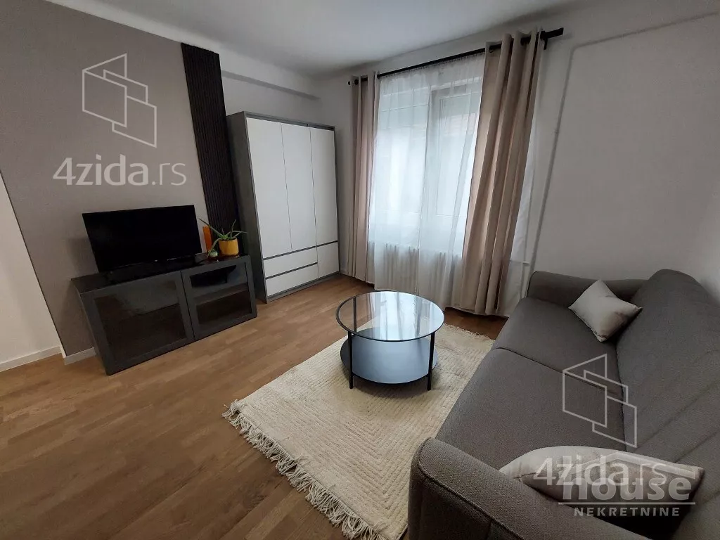 Garsonjera | 4zida