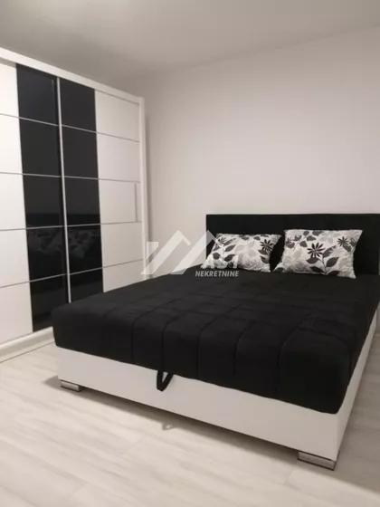 Rumenački put | 4zida.rs