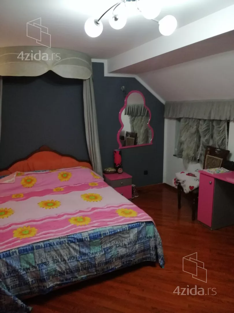 3-etažna kuća | 4zida