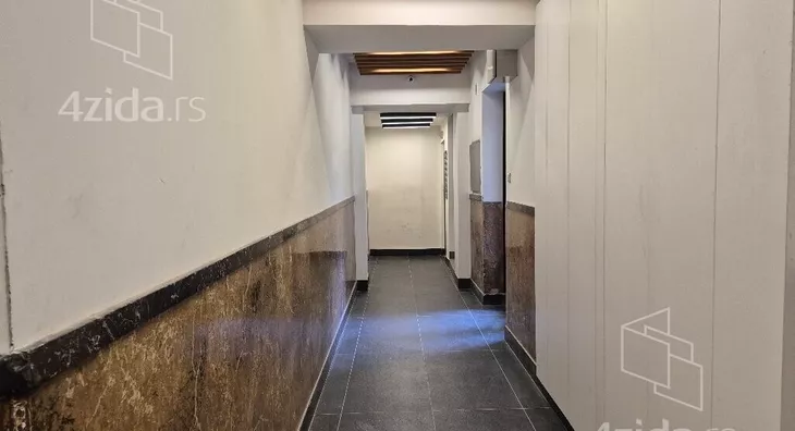 Turistički objekat | 4zida