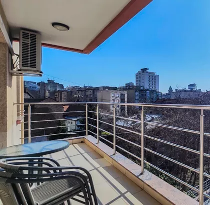 Zeleni Venac | 4zida.rs