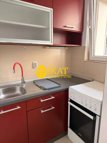 Ustanička | 4zida.rs