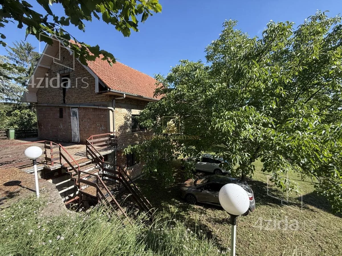 Kuća | 4zida