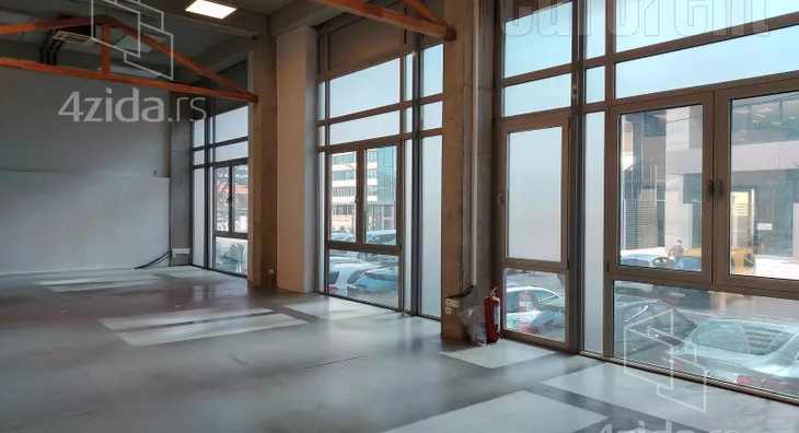 Poslovni prostor | 4zida