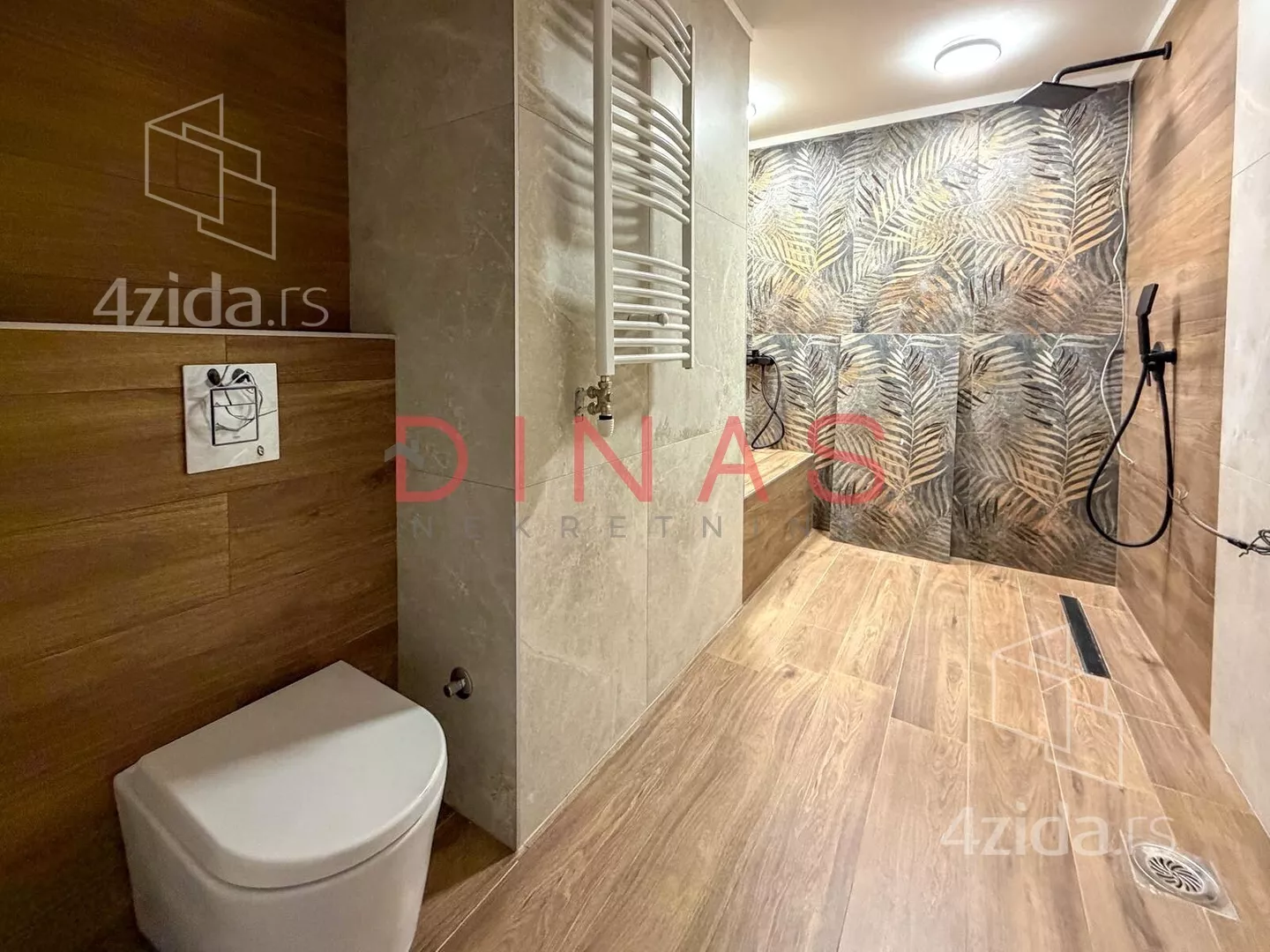 Petosoban stan | 4zida