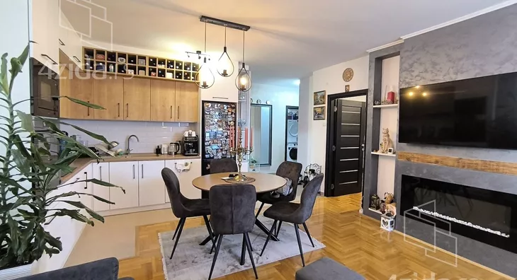 Dvoiposoban stan | 4zida