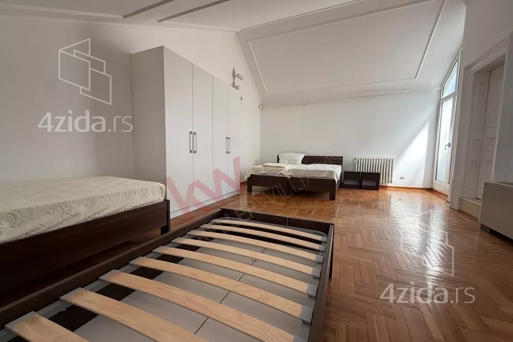 4-etažna kuća | 4zida