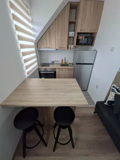 Cara Uroša 15 | 4zida.rs