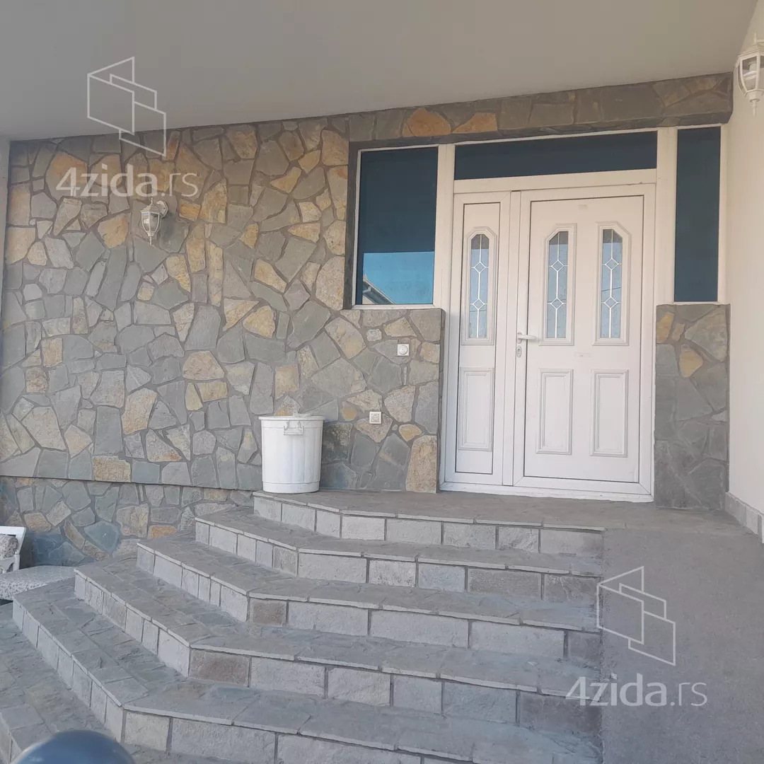 3-etažna kuća | 4zida