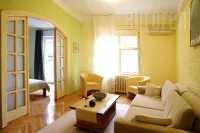 Beograd, Stari Grad opština, Atelje 212 | 4zida.rs | 4zida.rs