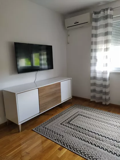 Lukijana Mušickog | 4zida.rs