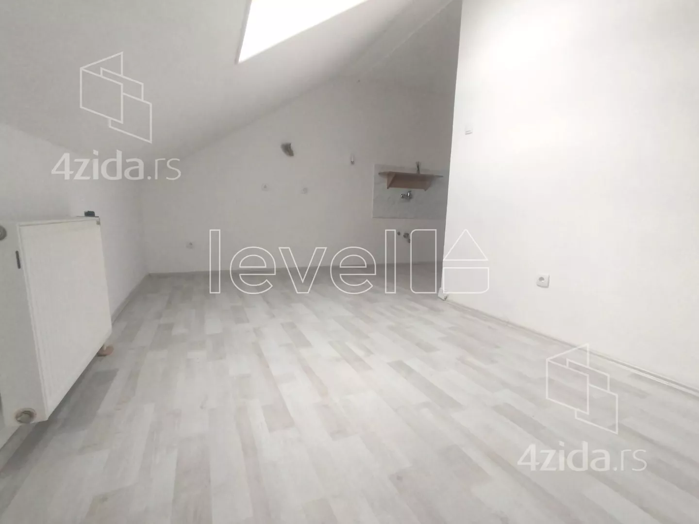 Garsonjera | 4zida