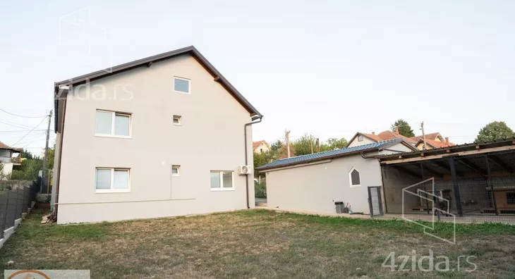 Kuća | 4zida