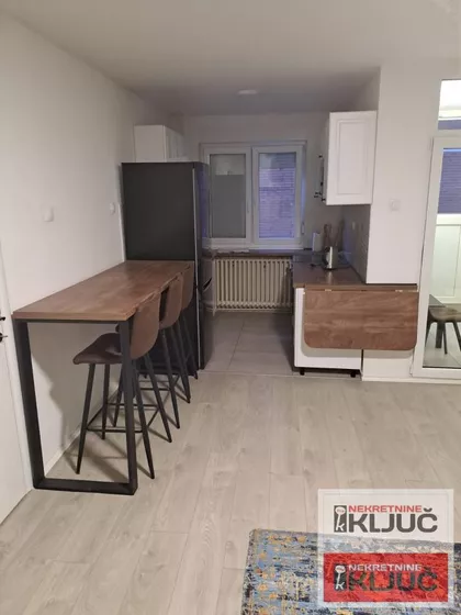 Novo Naselje | 4zida.rs