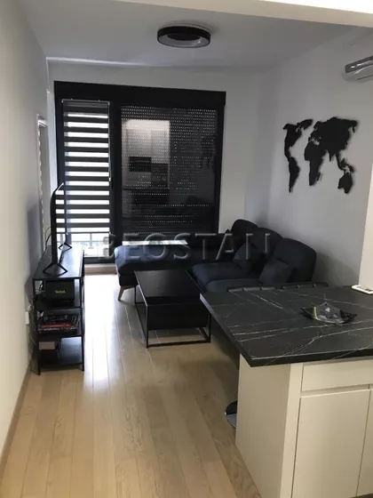 Carigradska | 4zida.rs