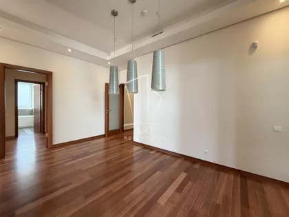 Flore Sends | 4zida.rs