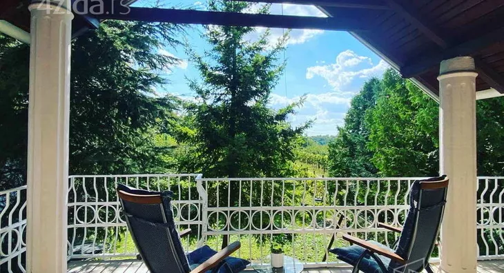Turistički objekat | 4zida