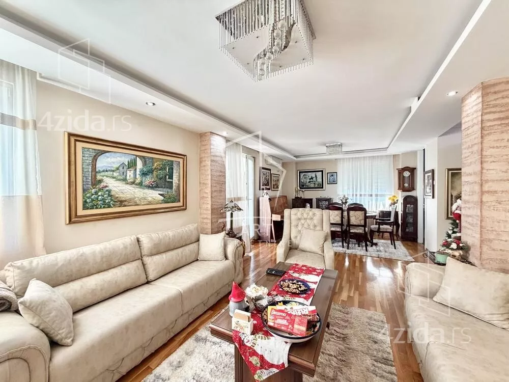 Četvorosoban stan | 4zida