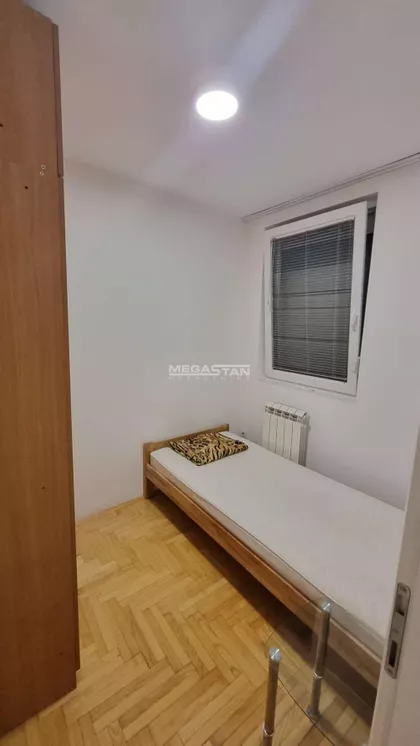 Niška | 4zida.rs