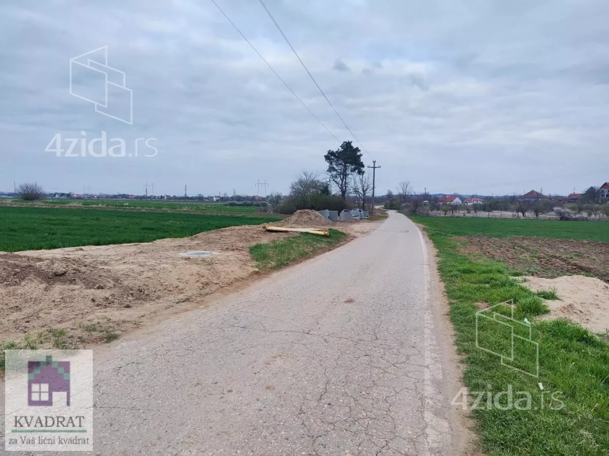 Plac | 4zida