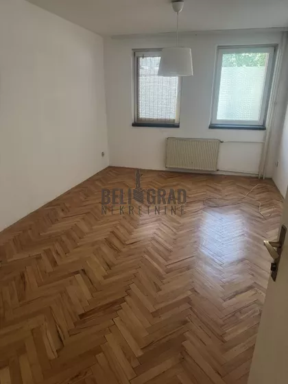 Ratka Mitrovića | 4zida.rs